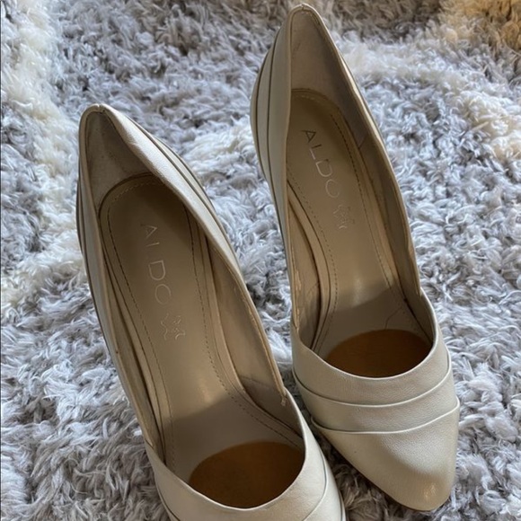 ALDO beige pumps - Picture 2 of 4